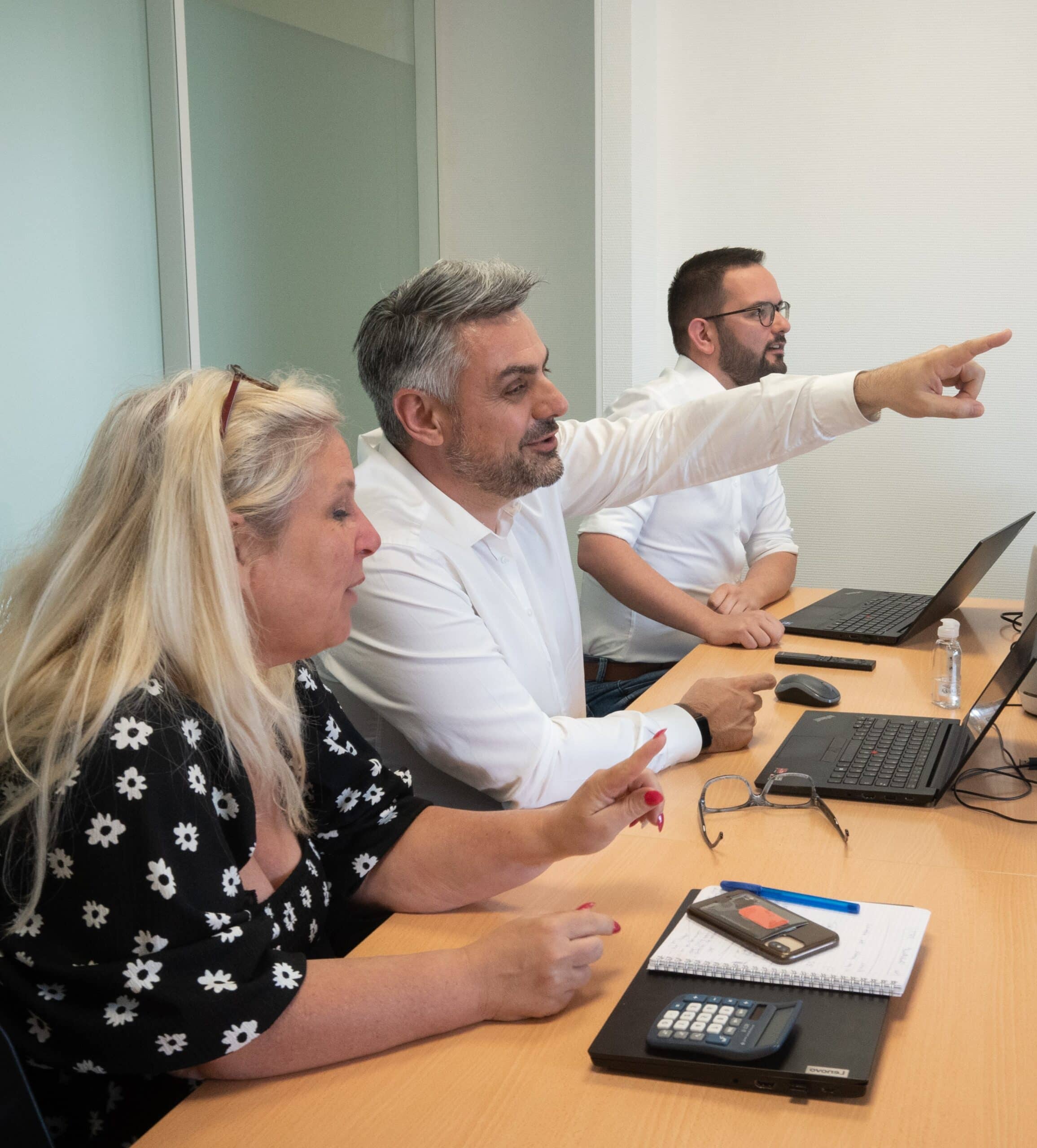 Elan City's marketing and sales teams are spread across many countries: France, USA, Spain, Italy, Germany, and the UK